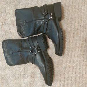 Leather moto boots